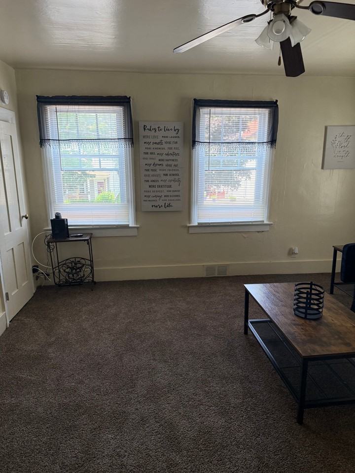 92 Jefferson Ave - Photo 6 of 20