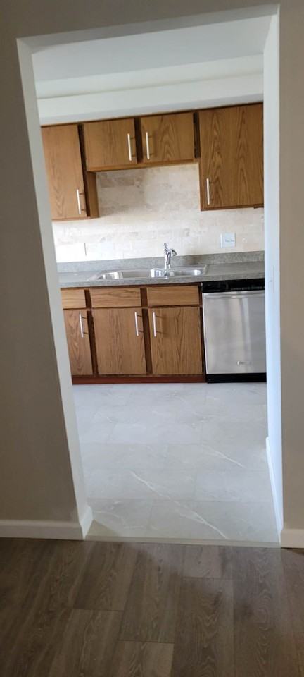 2512 Plum Leaf Ln - Photo 2 of 20