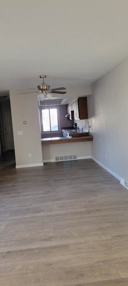 2512 Plum Leaf Ln - Photo 5 of 20