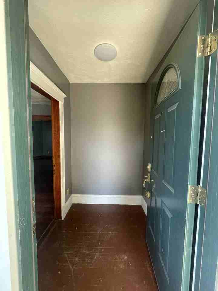 92 Bradford St #B - Photo 2 of 10