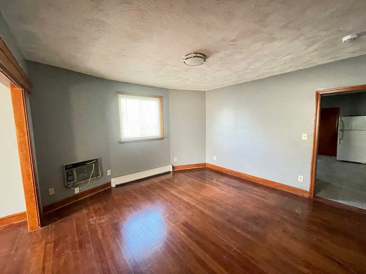 92 Bradford St #B - Photo 4 of 10