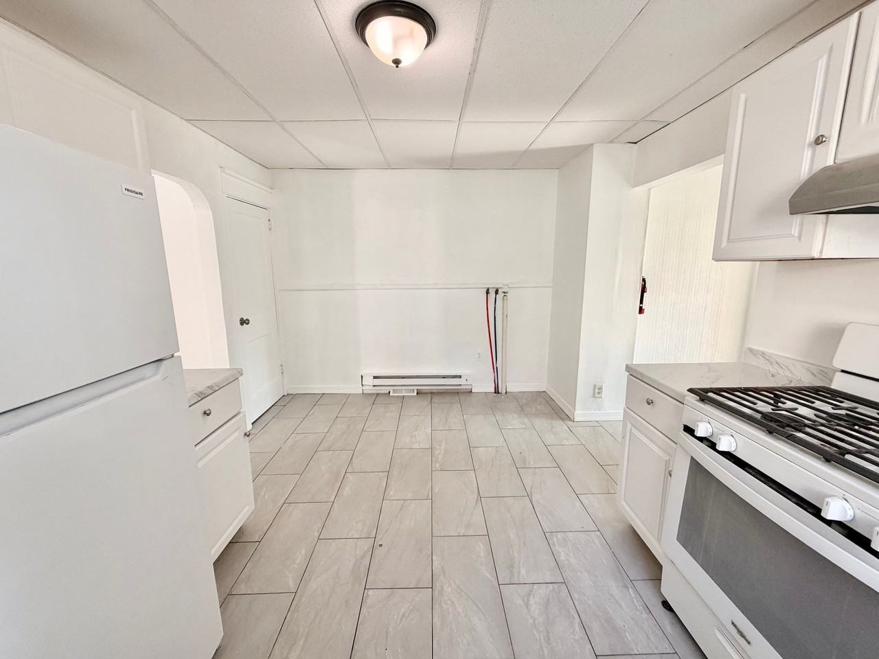 710 High St N - Photo 6 of 19