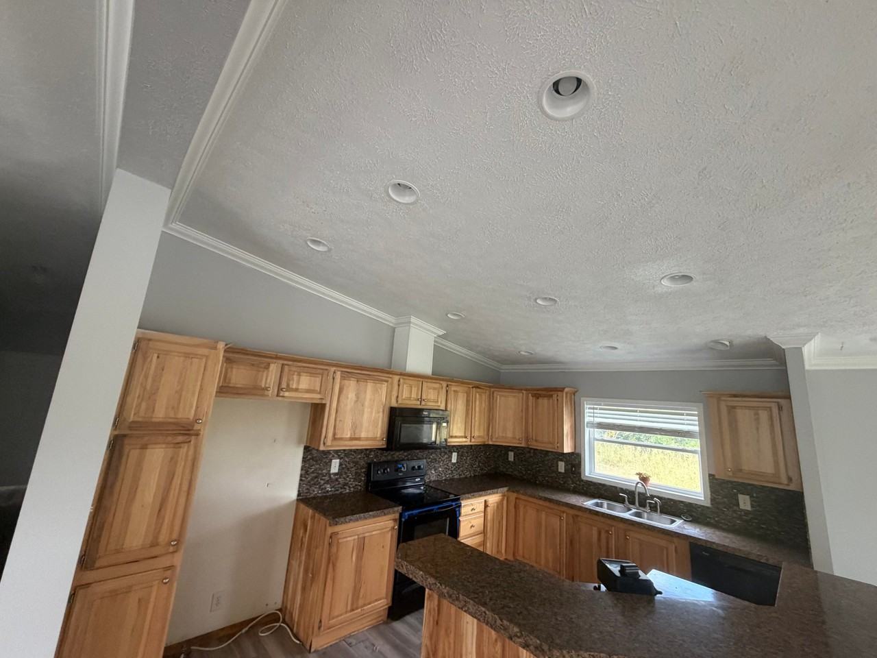 2151 130th St - Photo 4 of 13