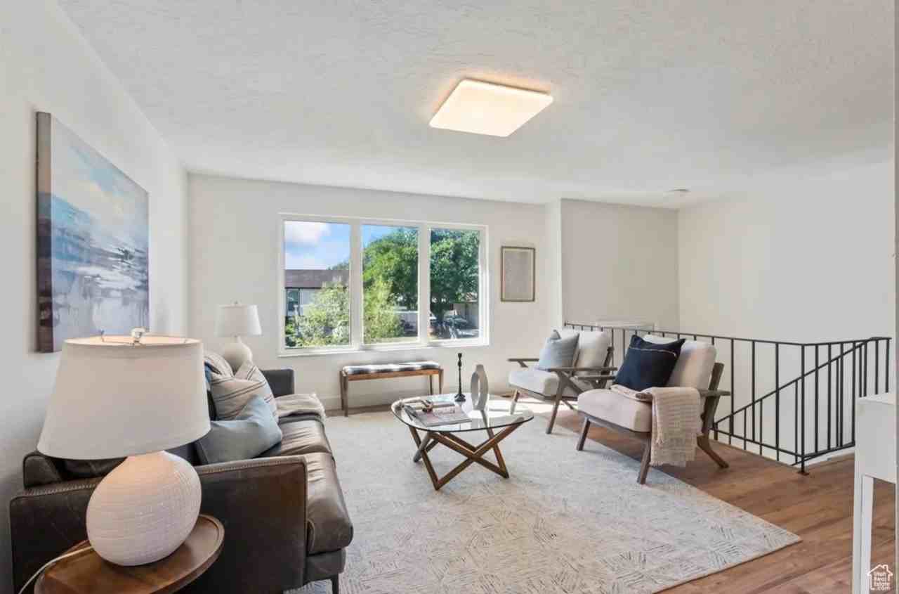 5649 S Bree St - Photo 2 of 7