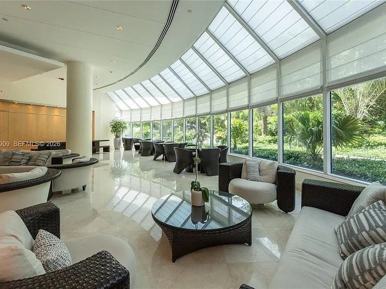 2127 Brickell Ave #3304 - Photo 7 of 20