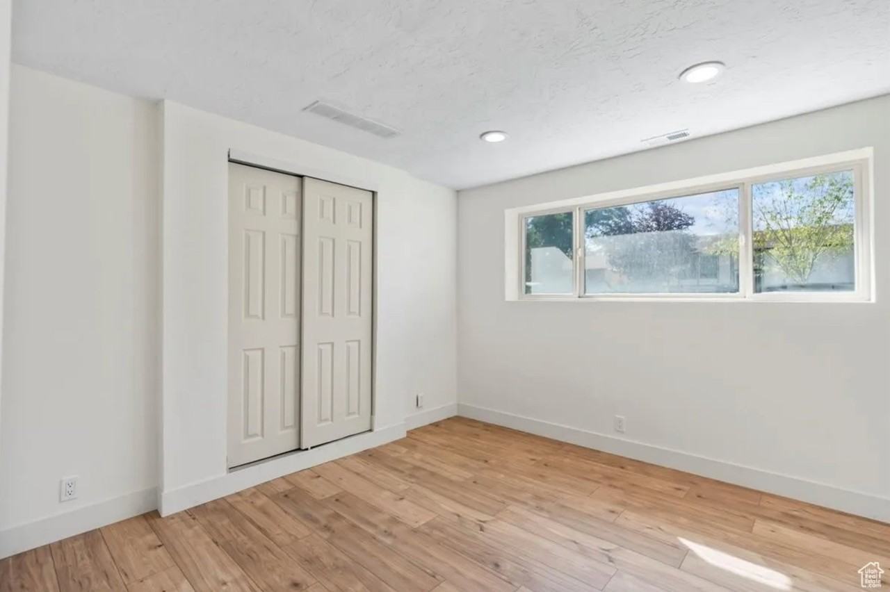 5649 S Bree St - Photo 4 of 5