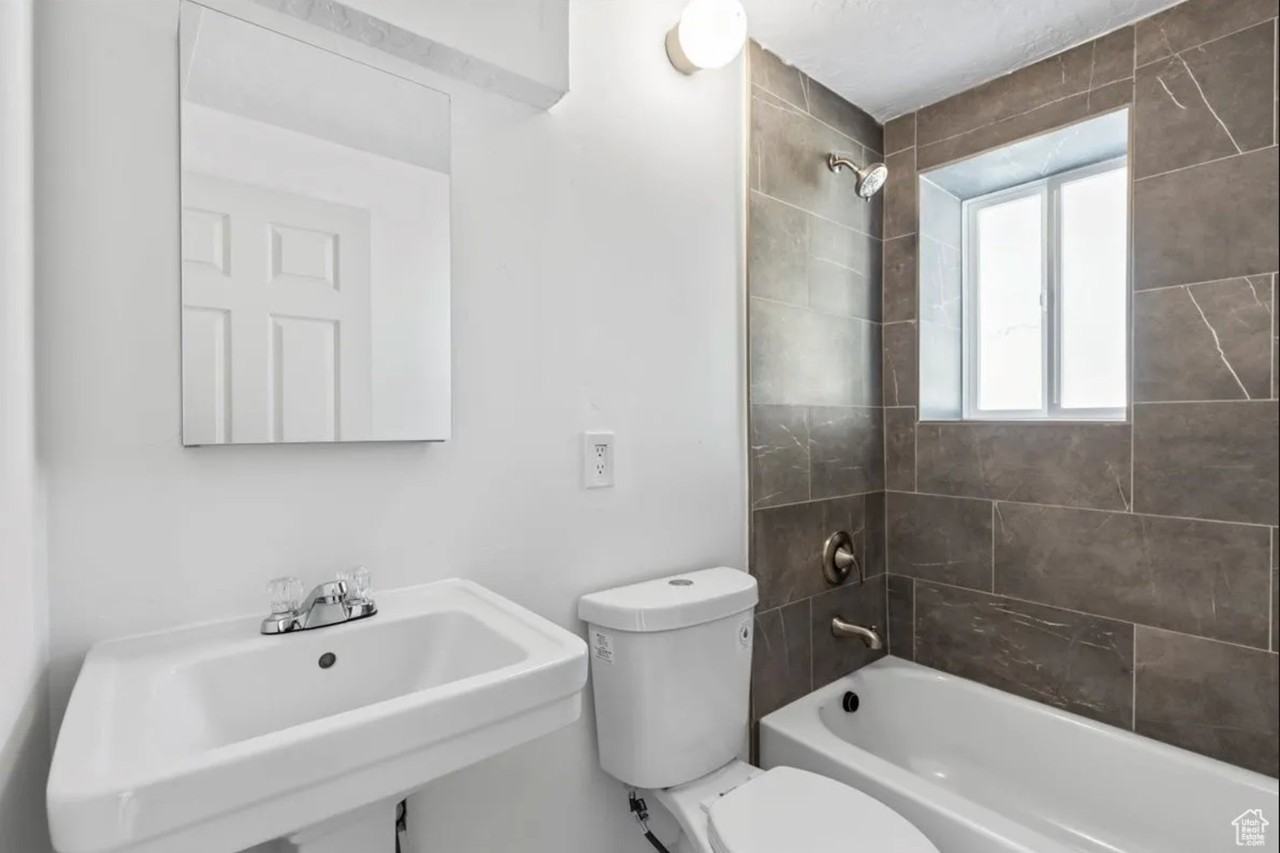 5649 S Bree St - Photo 5 of 5