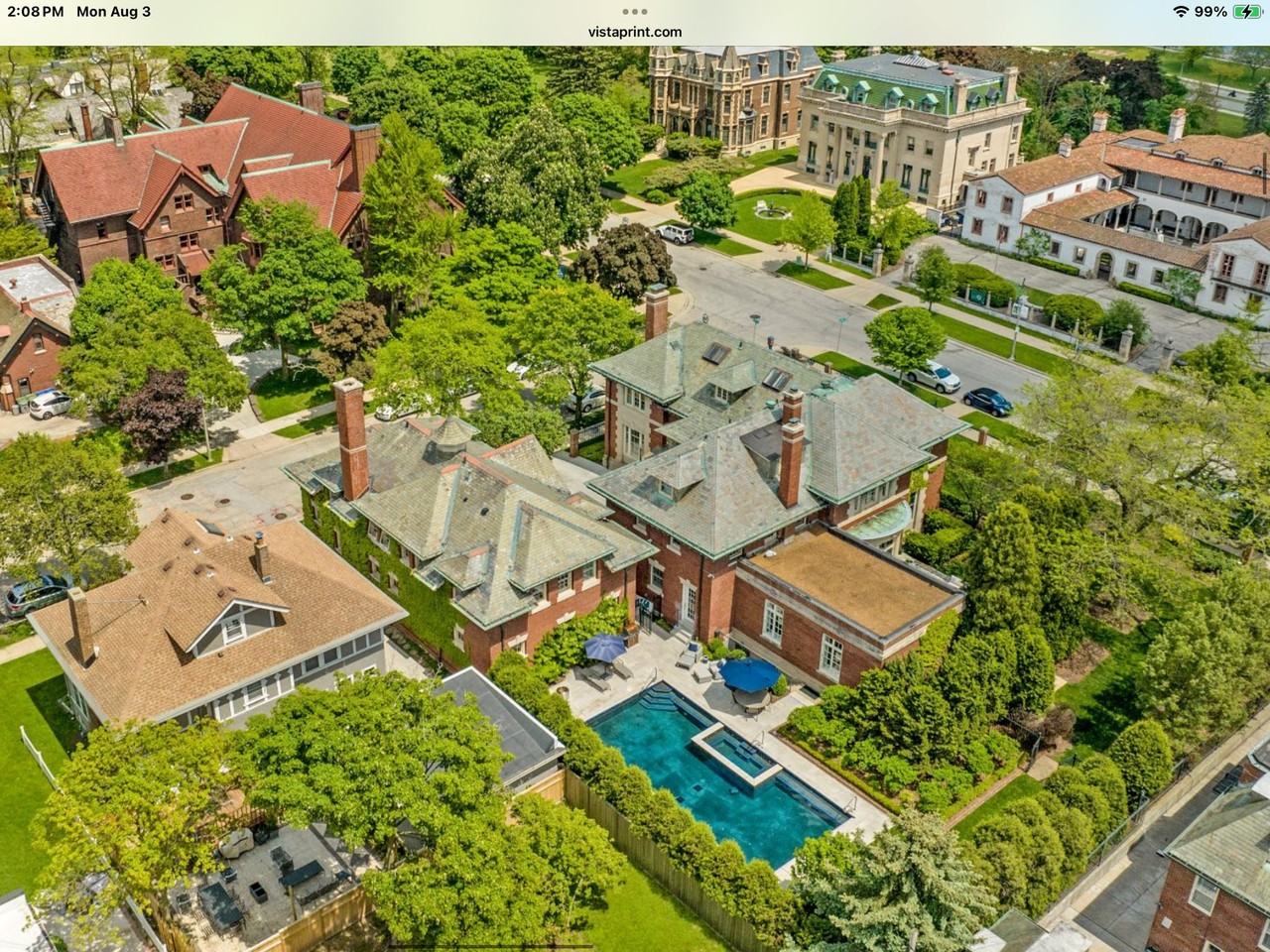 2221 N Terrace Ave #B - Photo 4 of 20