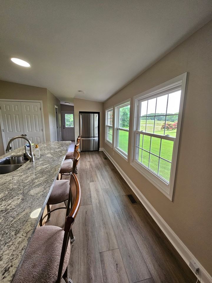 114 Franks Farm Rd - Photo 4 of 15