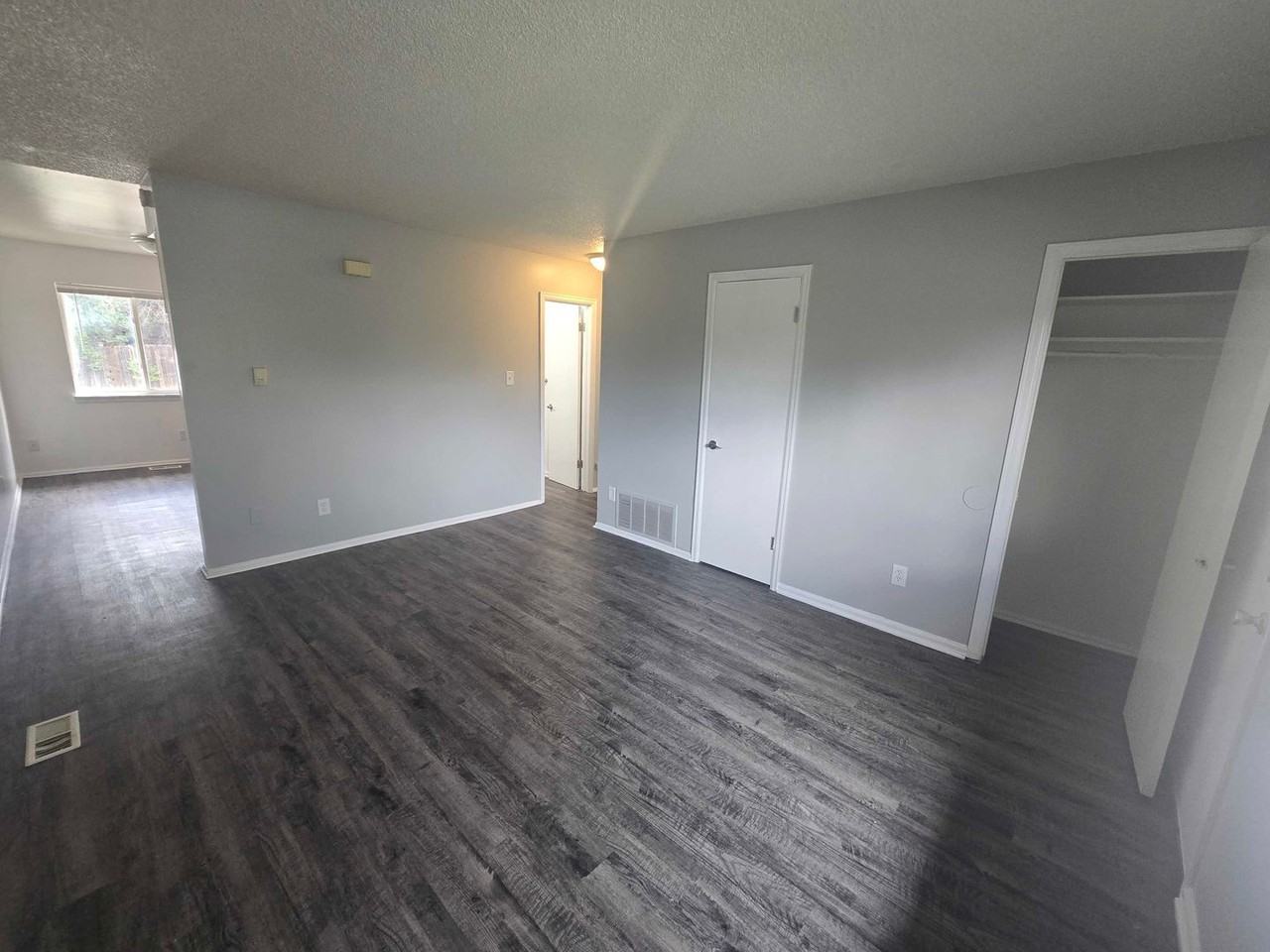 325 S Murray Blvd - Photo 6 of 19