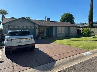 6038 N 17th Pl - Photo 3 of 10