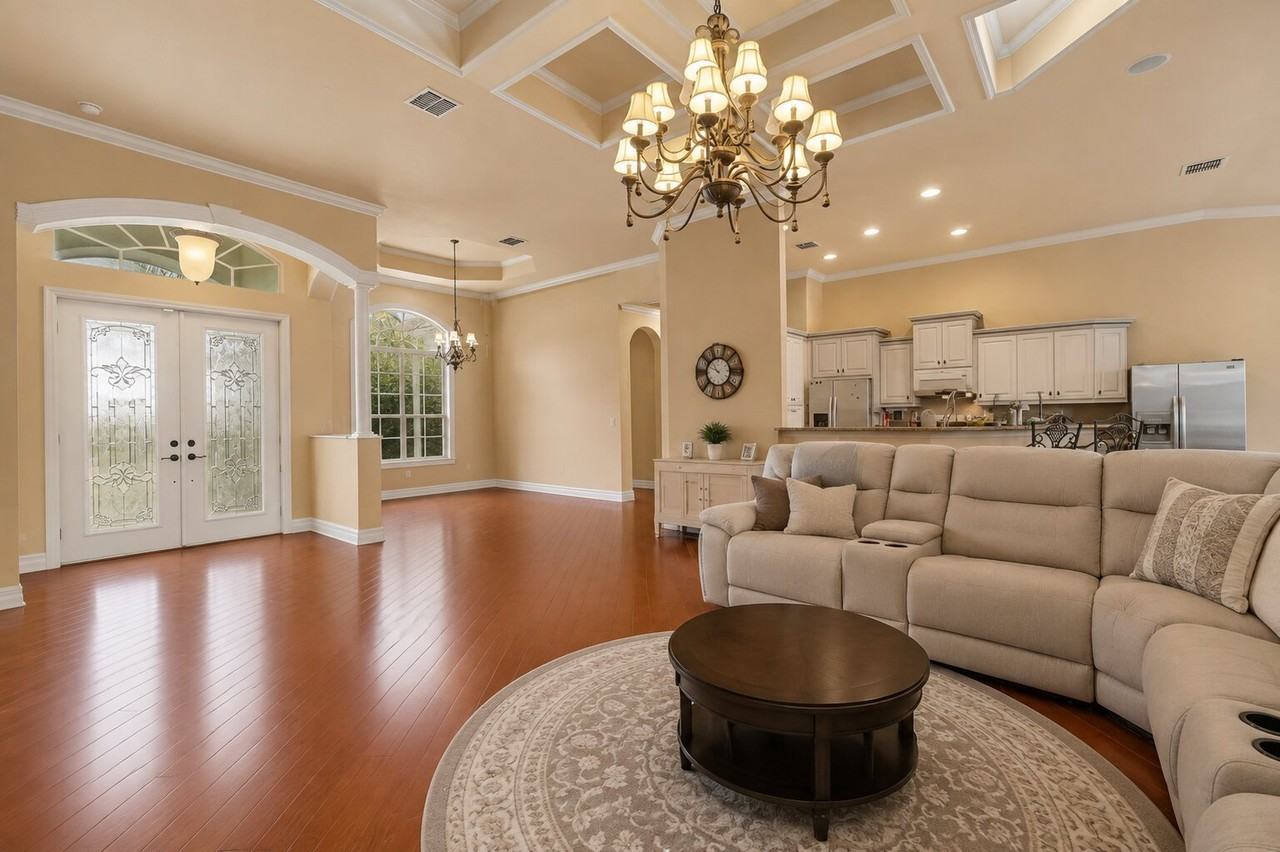 20831 Copperhead Dr - Photo 3 of 20