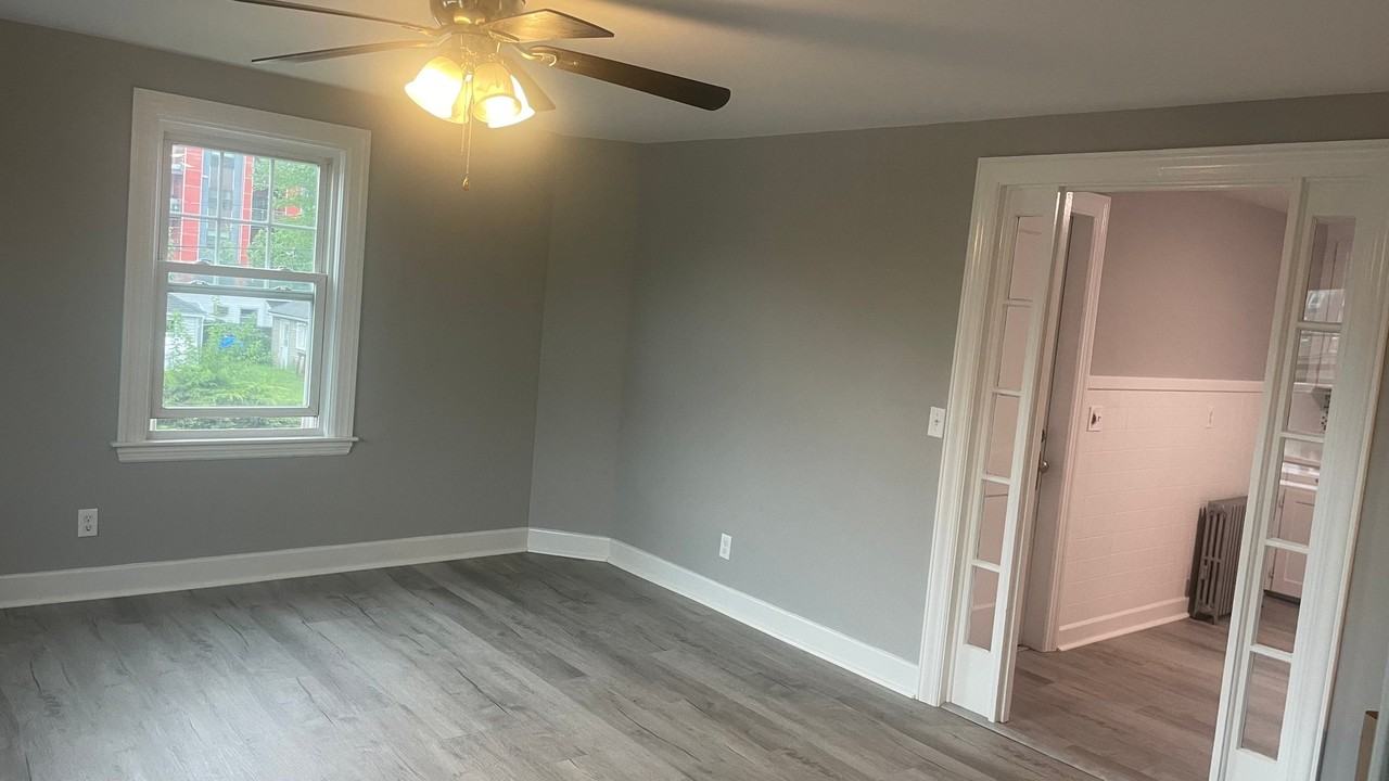 7 East St #2 - Photo 5 of 10
