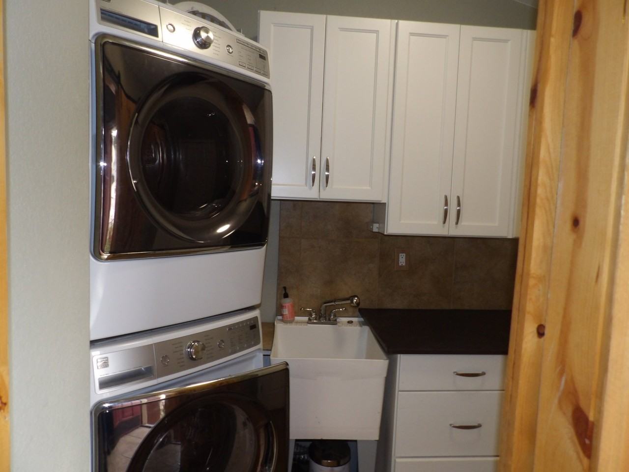 1855 Smoke Ridge Dr - Photo 2 of 20