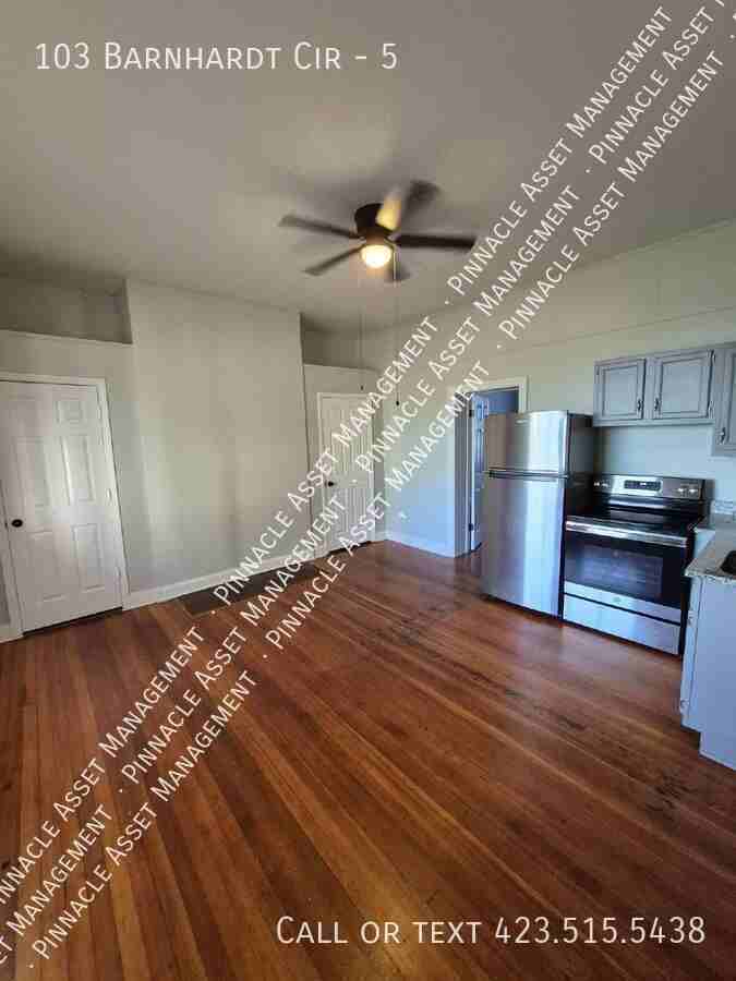 103 Barnhardt Cir #5 - Photo 2 of 14