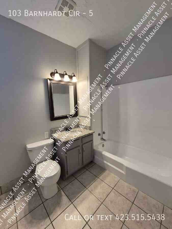 103 Barnhardt Cir #5 - Photo 6 of 14