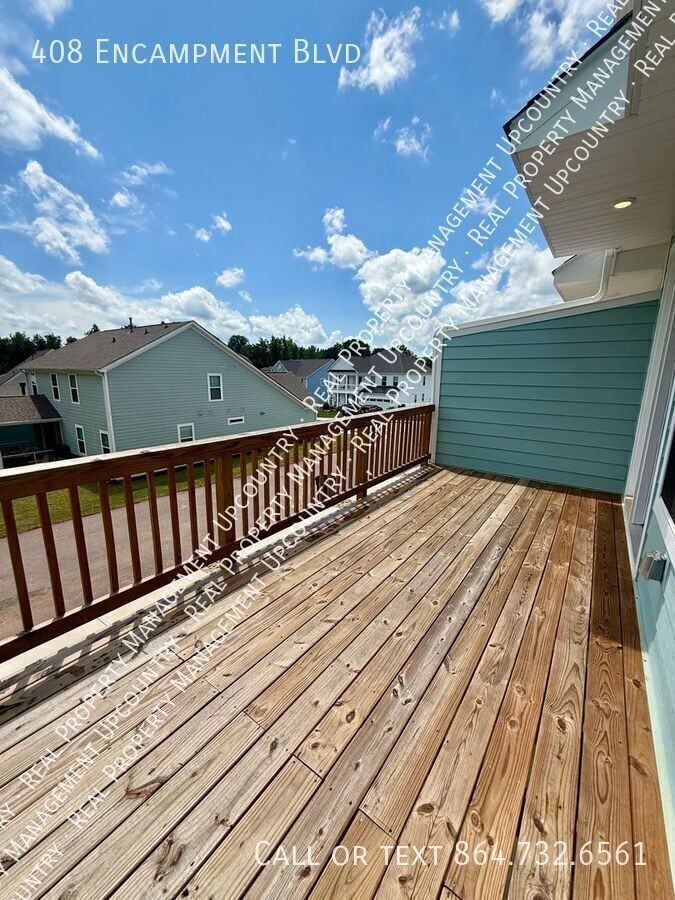 408 Encampment Blvd - Photo 5 of 25
