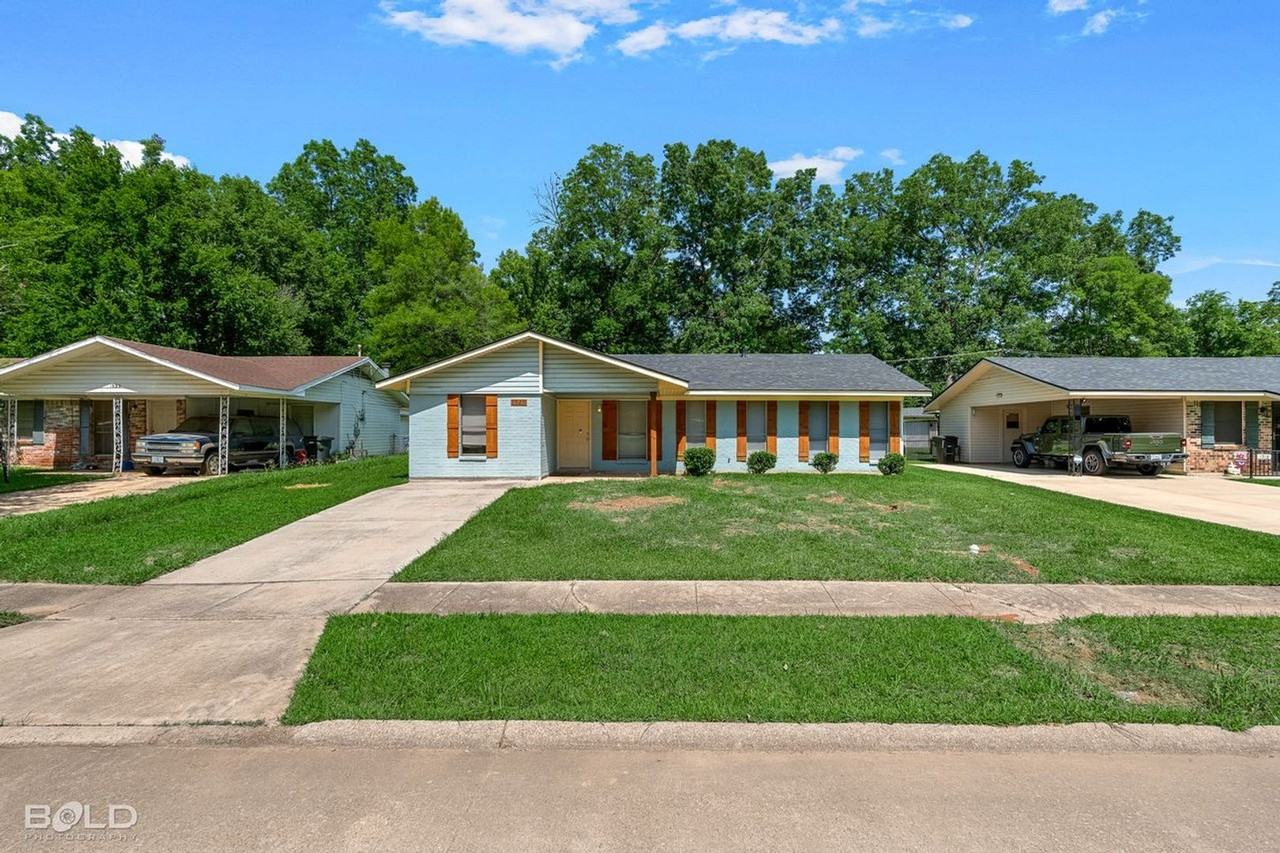 1520 Lampkin St - Photo 2 of 32