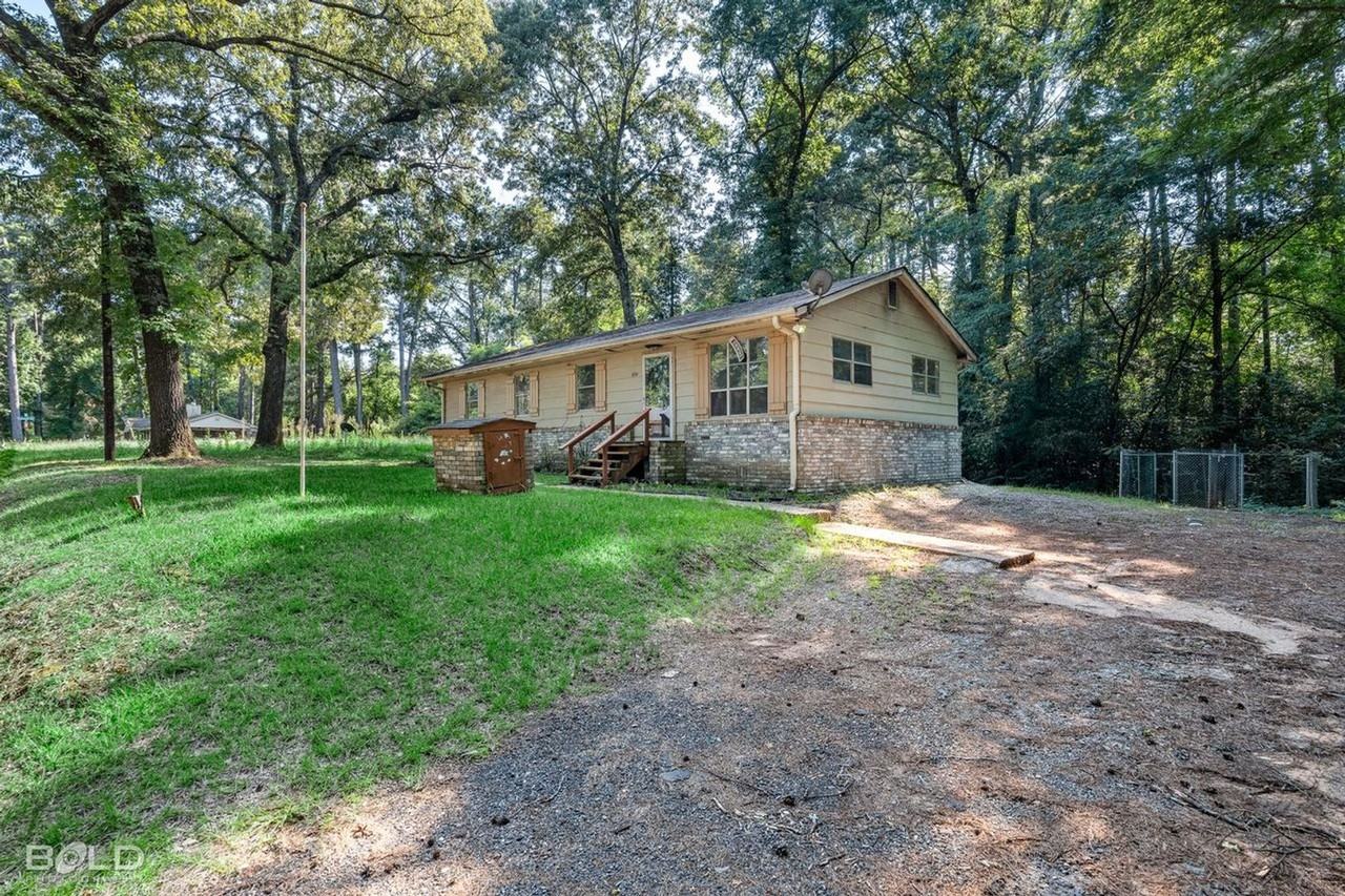 4314 Kristin Dr - Photo 3 of 20