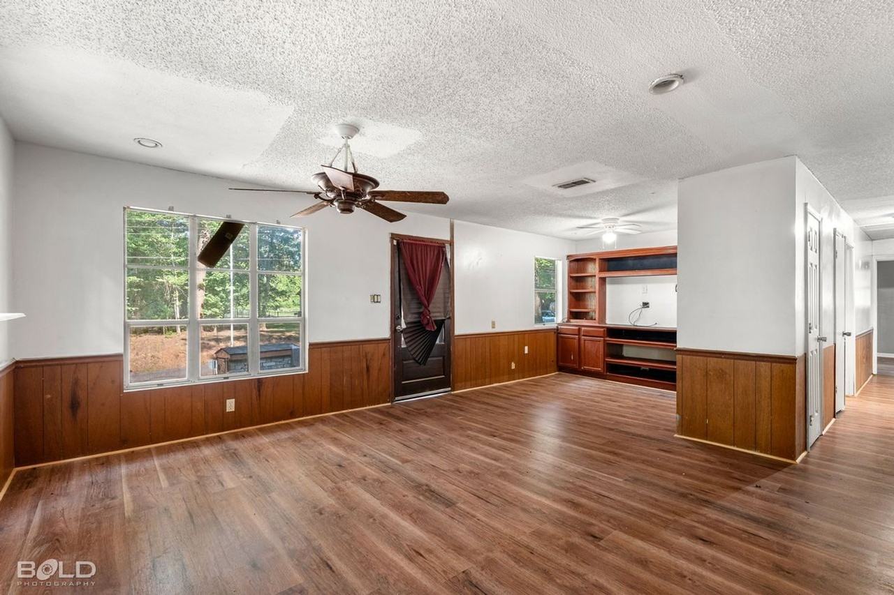 4314 Kristin Dr - Photo 6 of 20