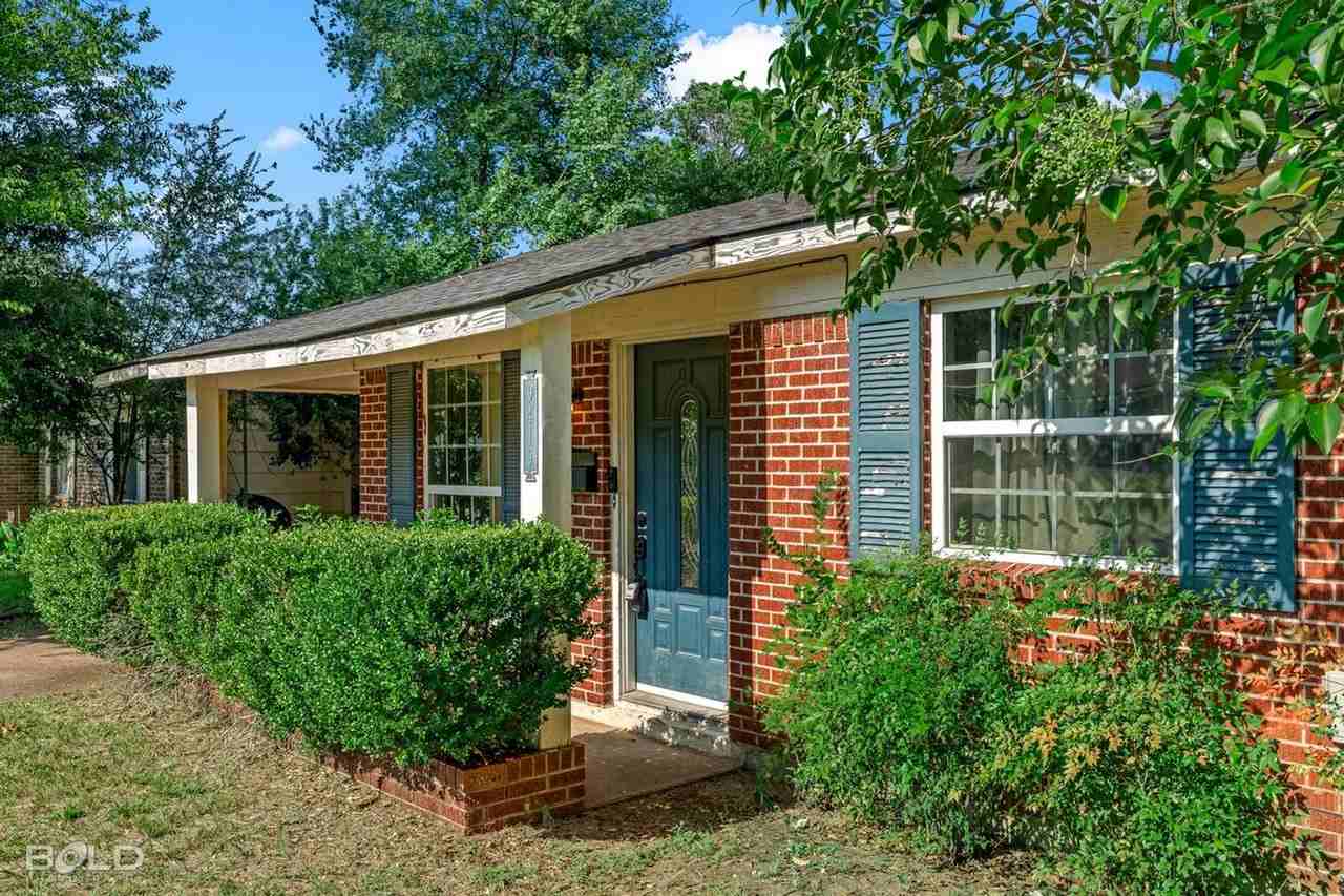 9419 Normandie Dr - Photo 5 of 21