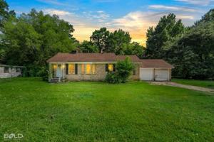 featured image of 3319 Stonewall St