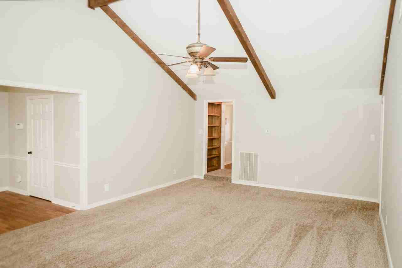 6313 W Oxbow Cir - Photo 4 of 13