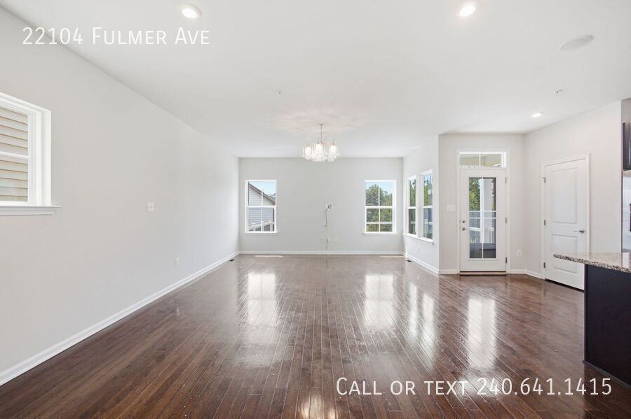 22104 Fulmer Ave - Photo 6 of 32