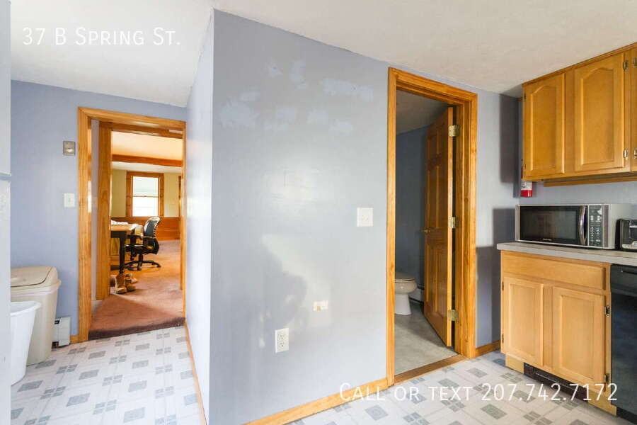 37B Spring St - Photo 3 of 16