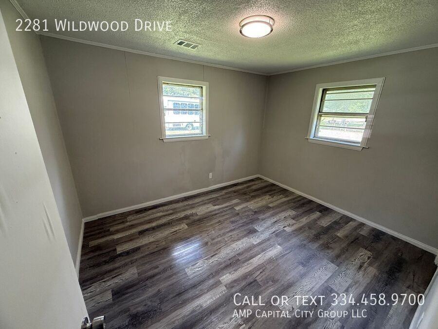 2281 Wildwood Dr - Photo 6 of 12