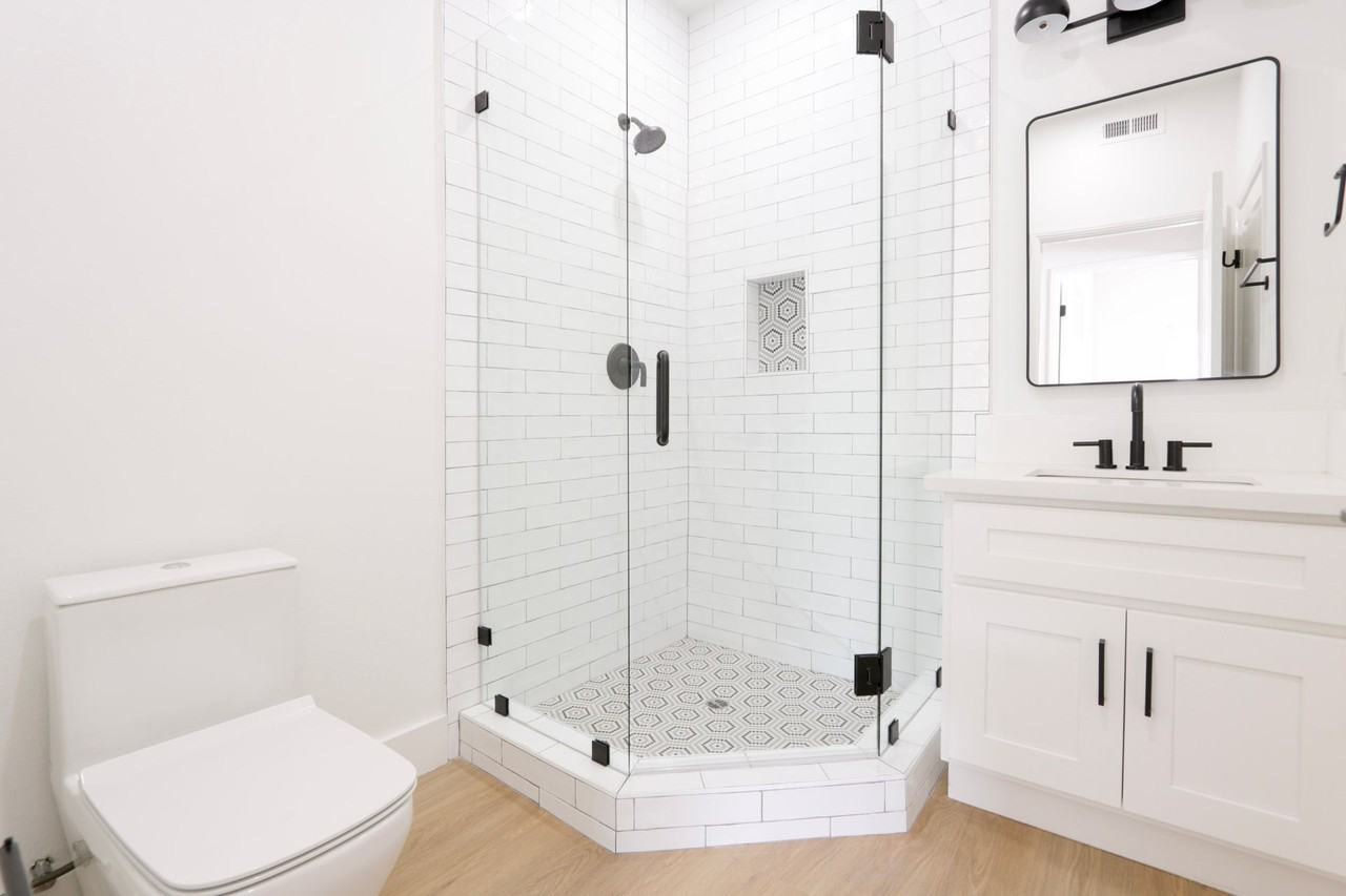 1325 North Poinsettia Pl - Photo 7 of 13