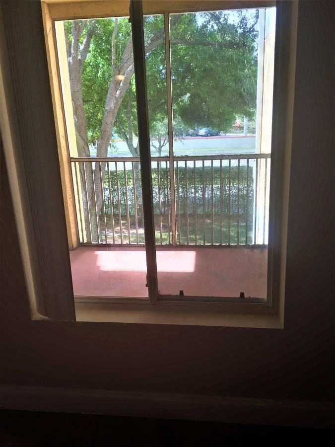 2667 Nw 33rd St Apt 2413 - Photo 5 of 26