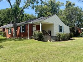 featured image of 902 Gibson Dr