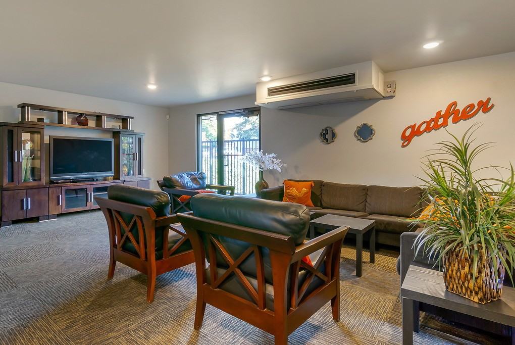 Palisades - Photo 2 of 32