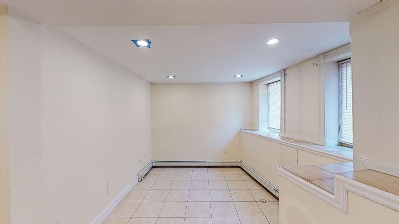 33 Walbridge St - Photo 6 of 8