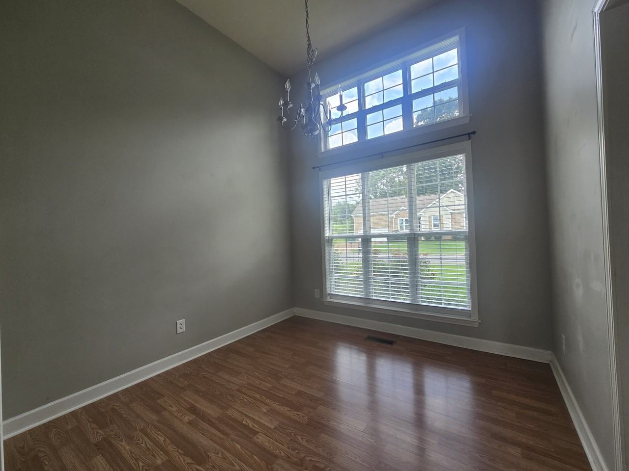 2229 Dewey Dr #1 - Photo 5 of 12