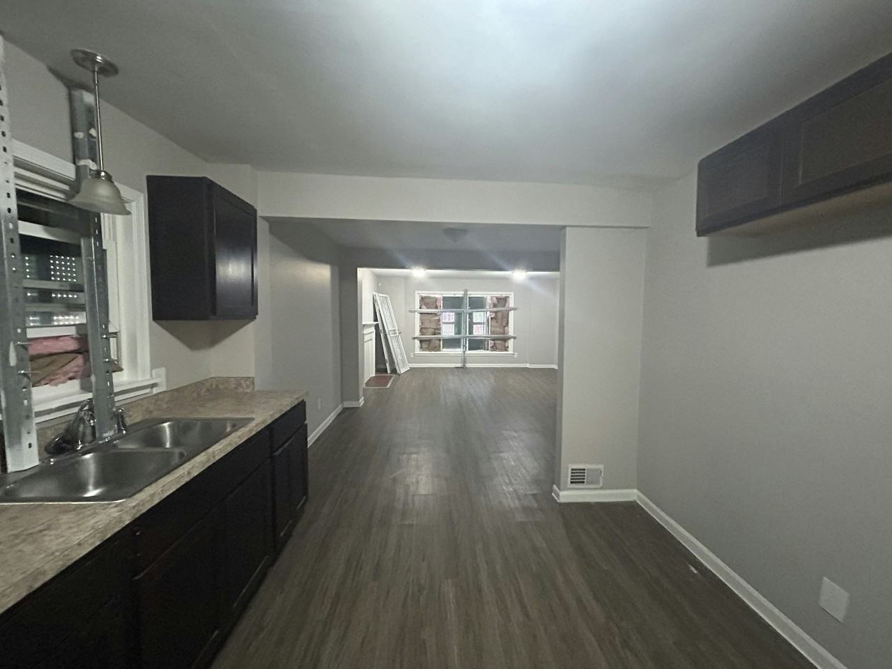 15713 Vaughan Street - Photo 5 of 29