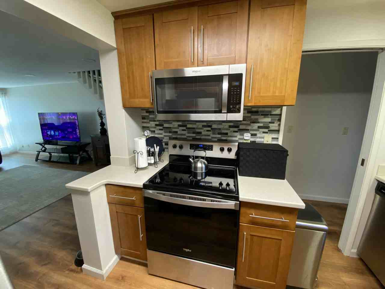 94-1030 Anania Circle - Photo 2 of 25