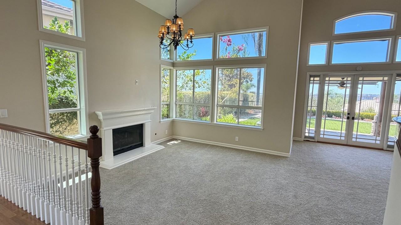 21591 Hummingbird St - Photo 5 of 33