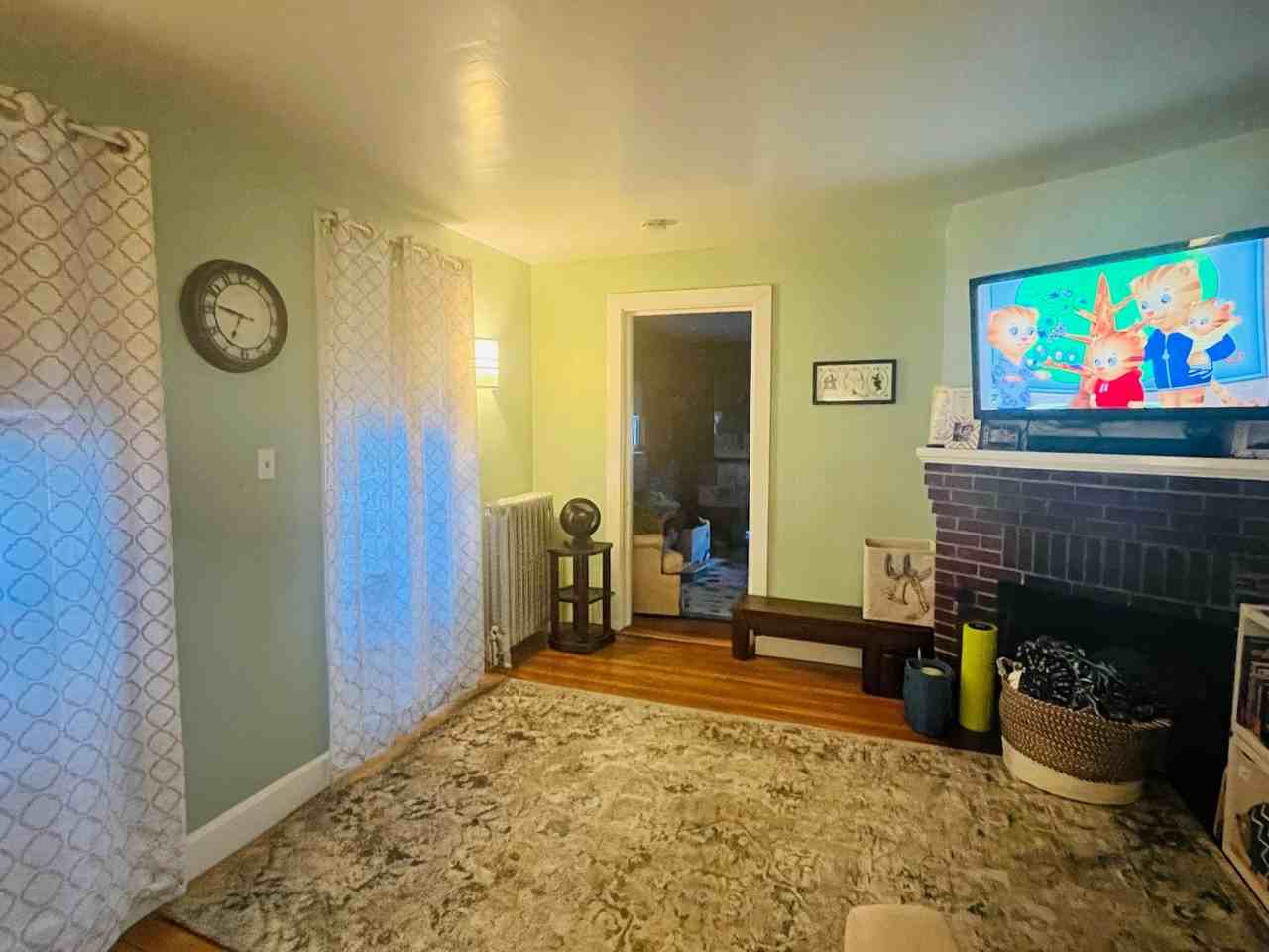 35 Gordon st - Photo 3 of 16