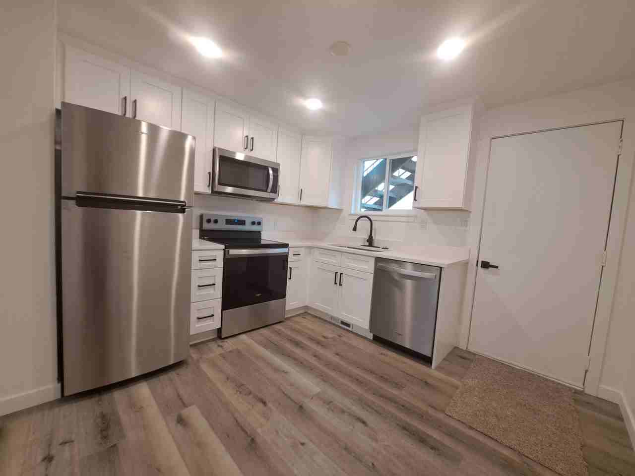 445 E 535 S #1 - Photo 6 of 13