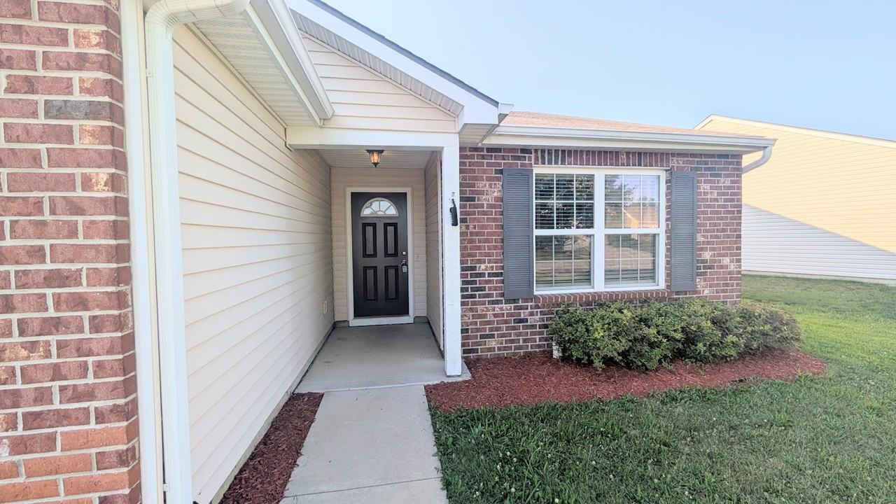 10151 Greenmoor Drive - Photo 2 of 29