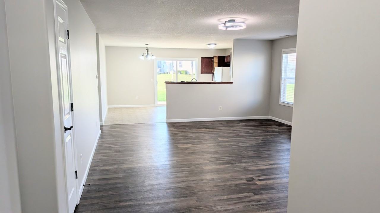 10151 Greenmoor Drive - Photo 6 of 29