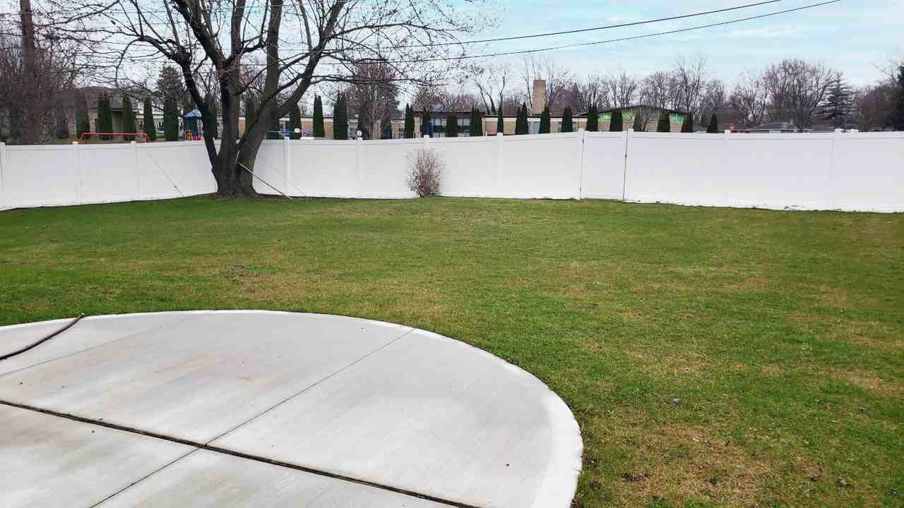 635 Cumberland St #1 - Photo 2 of 35