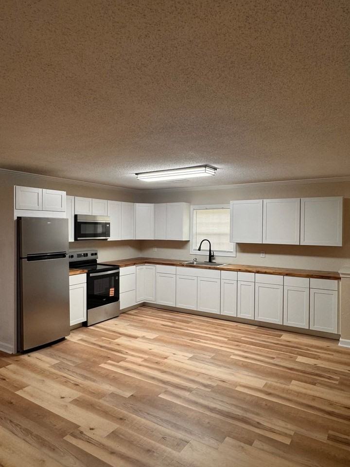 464 Mcdilda Dr - Photo 6 of 19