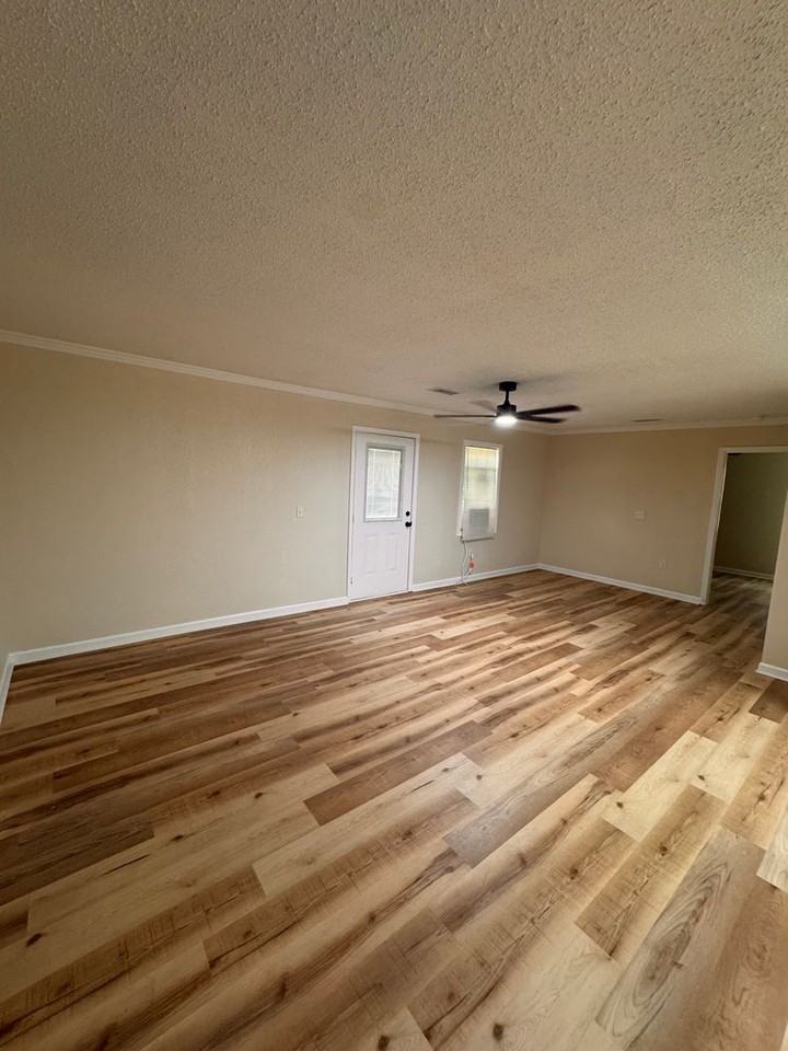 464 Mcdilda Dr - Photo 7 of 19
