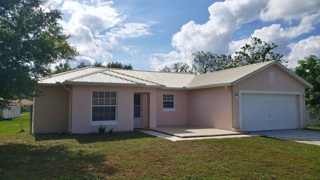 663 Heraldo Ct #1 - Photo 2 of 12