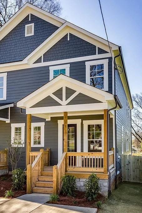 1056A Zophi Street - Photo 2 of 21
