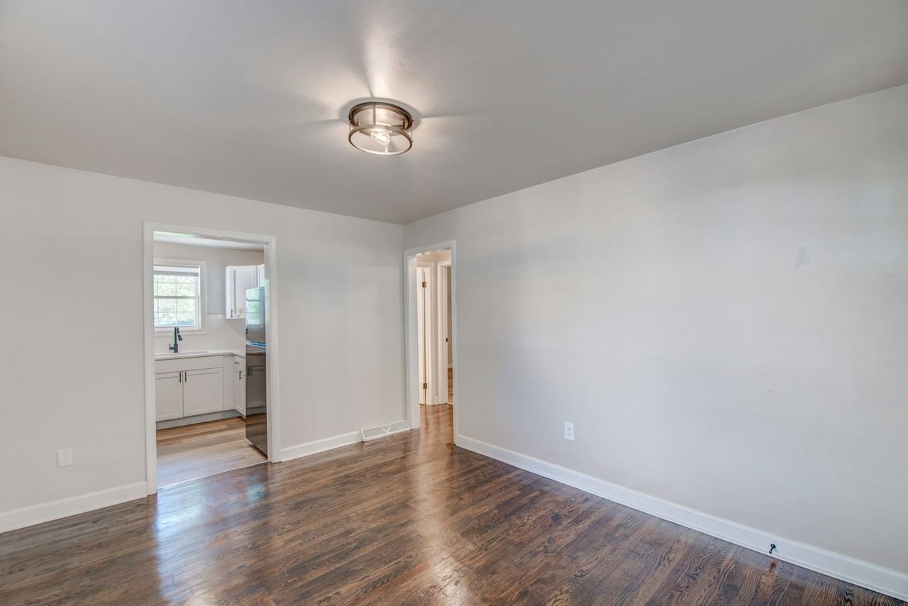 1651 West 40th Avenue - Photo 4 of 11