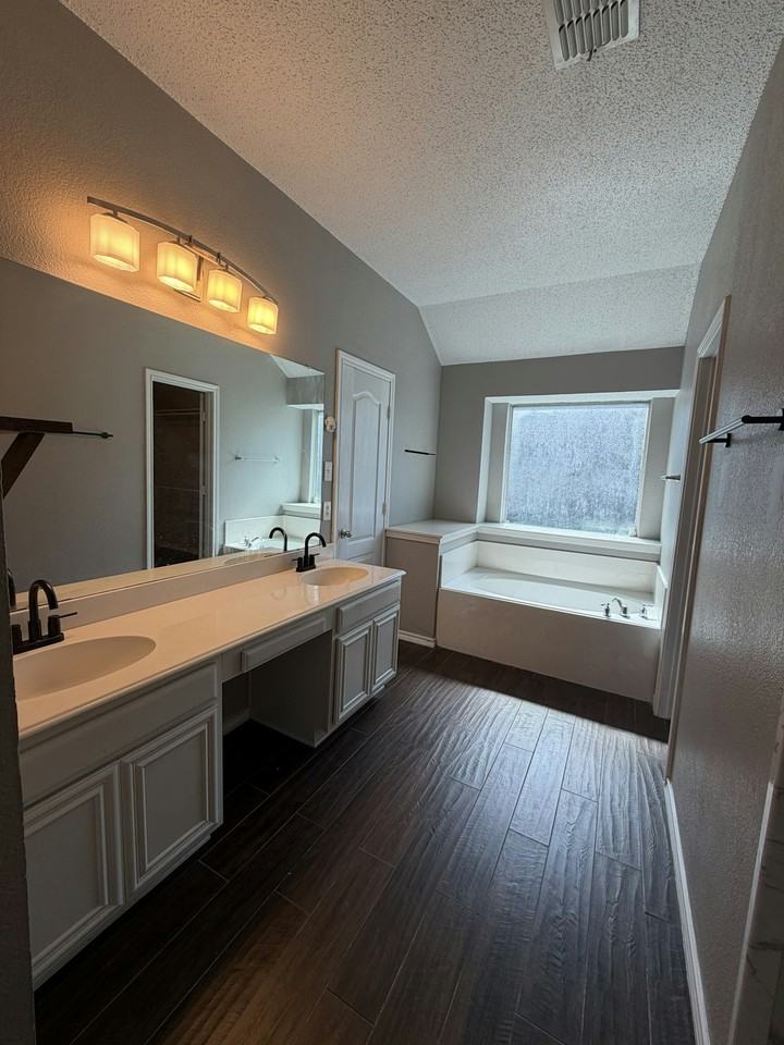 116 Enchanted Forest Dr - Photo 7 of 20